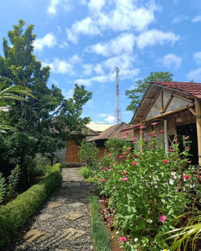 Pondok Bamboo Sendangsari